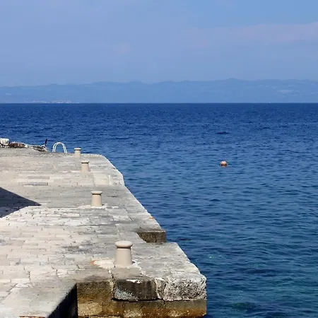 Lucica 990b Apartment