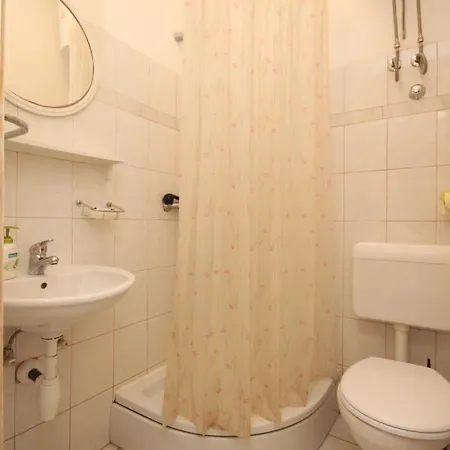 Lucica 990b Apartment Lastovo